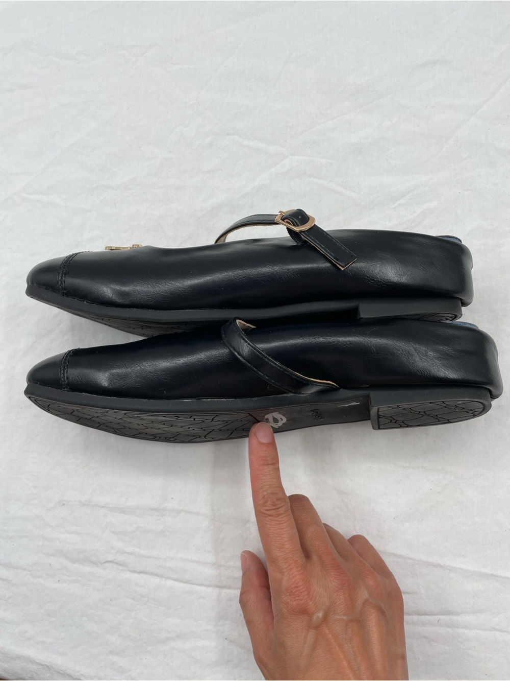 Va & La French Retro Mary Janes - Shallow Mouth Square Toe. 245 (US 7.5). - Picture 8 of 9